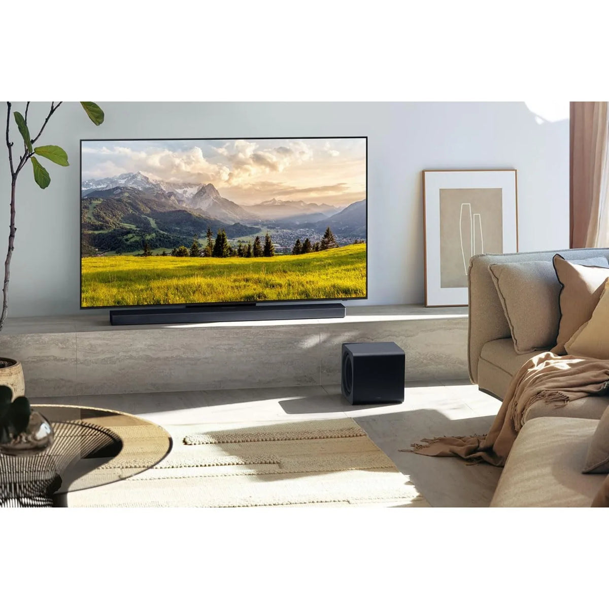 Samsung Q Series Surround Soundbar With Wireless Dolby Atmos Subwoofer
