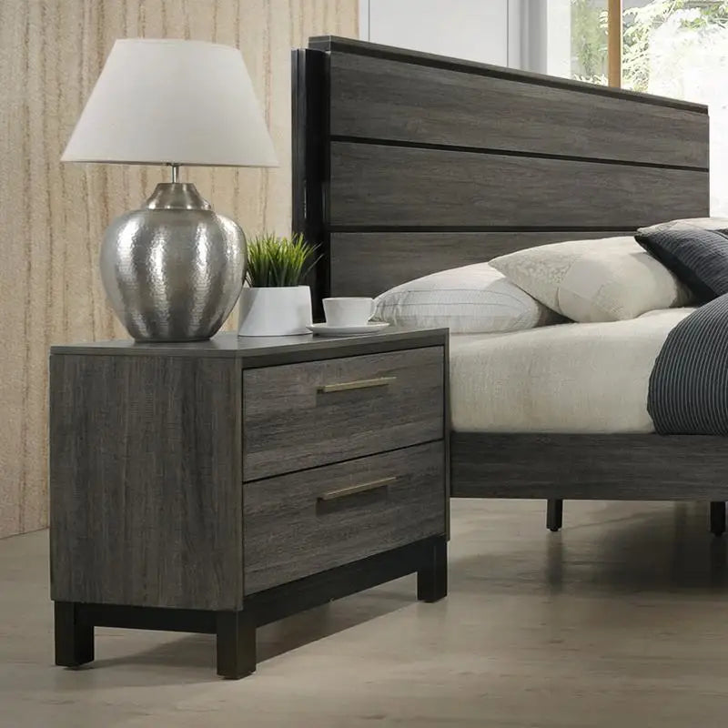 Wood Bedroom Set With Bed Dresser Mirror And Nightstand