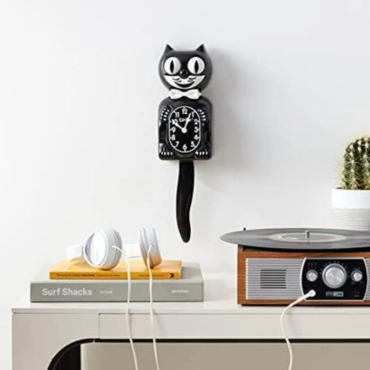 Classic Analog Wall Clock With Timer And Retro Design
